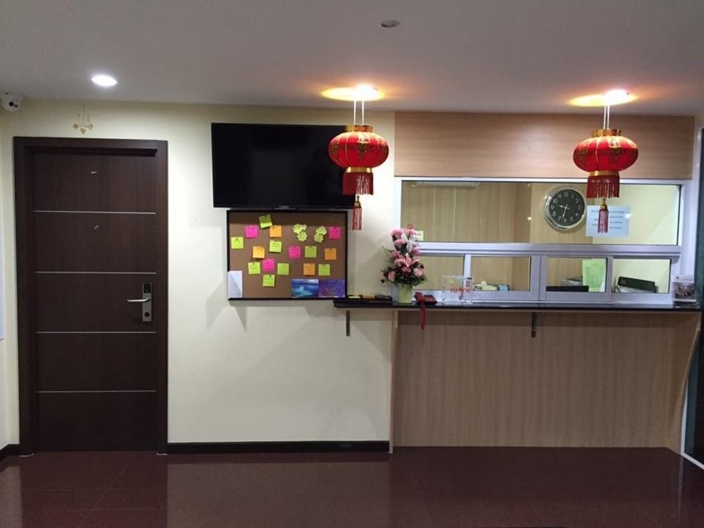 Modernbright Laemchabang Aparthotel Bang Lamung Eksteriør bilde