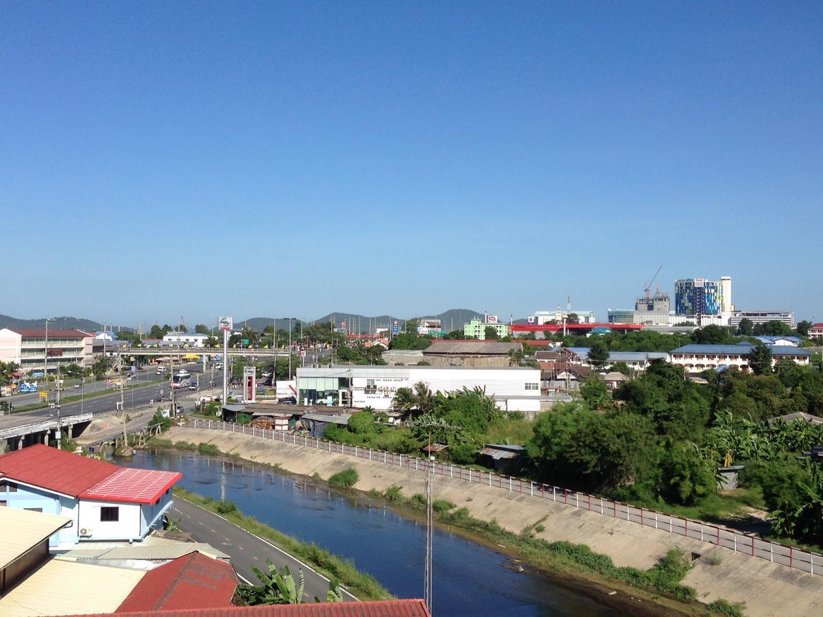 Modernbright Laemchabang Aparthotel Bang Lamung Eksteriør bilde