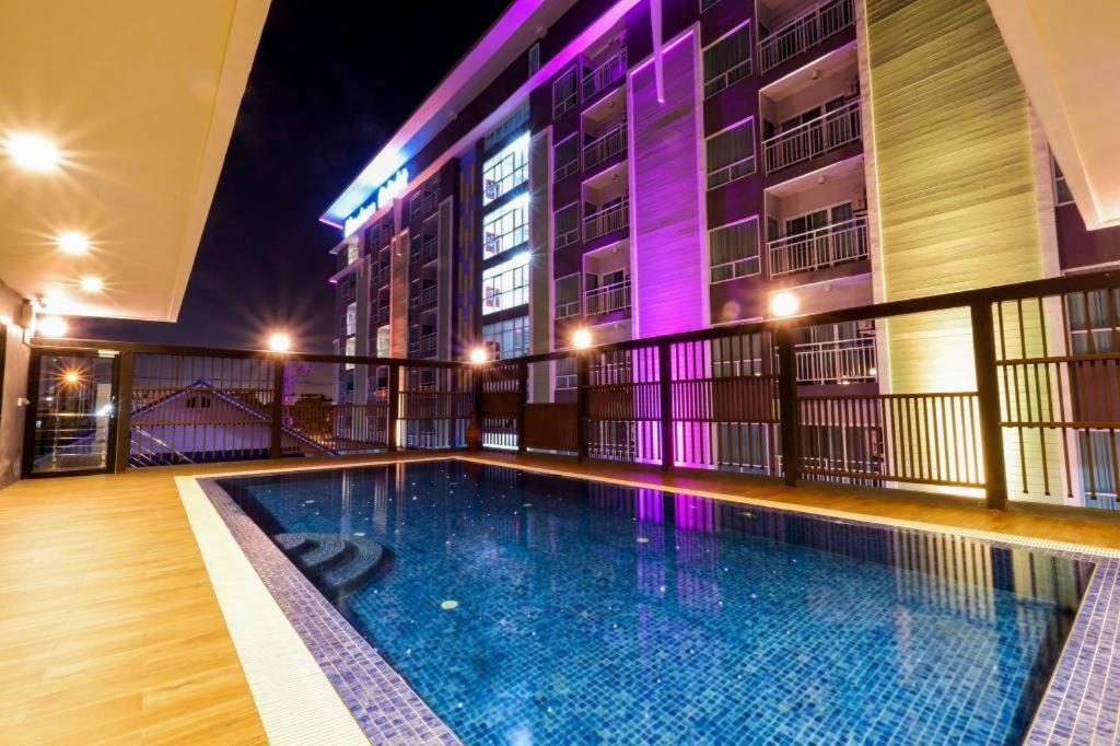 Modernbright Laemchabang Aparthotel Bang Lamung Eksteriør bilde